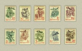 Hungary-1958 set-Airplanes-UNC-Stamps